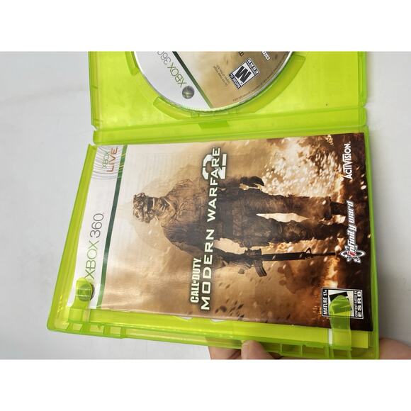 Call of Duty: Modern Warfare 2 (Microsoft Xbox 360, 2009) Complete In Box - Picture 5 of 6